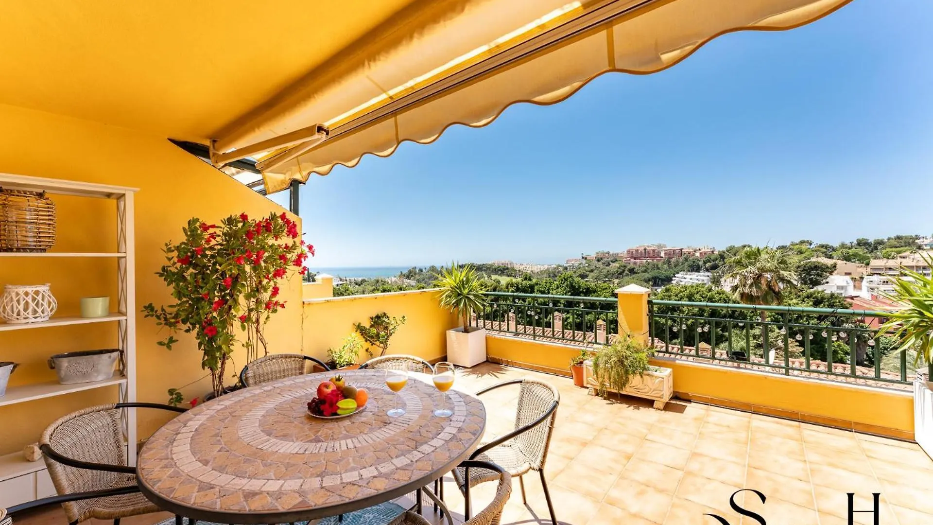Terrace Of Paradise, 2 Bed 2 Bath, Parking, Pool Benalmadena
