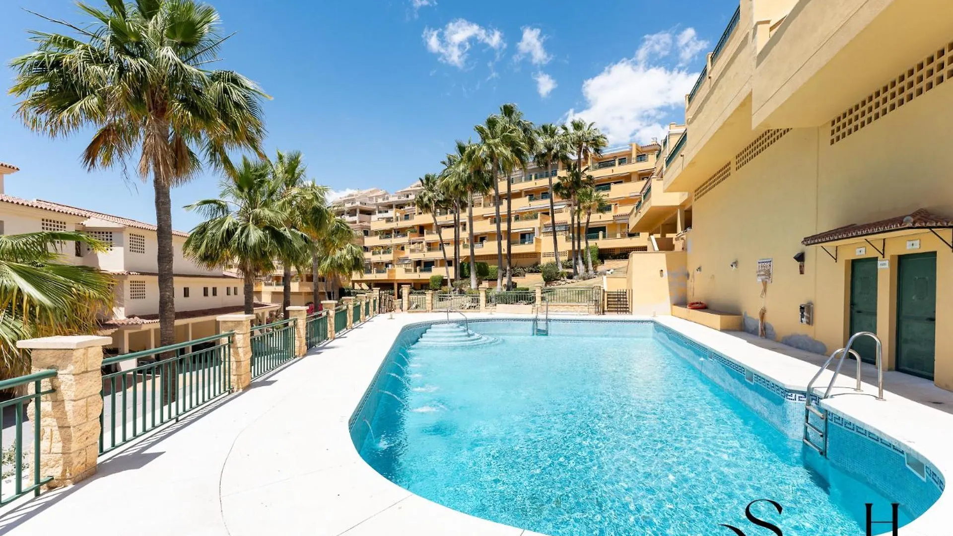Terrace Of Paradise, 2 Bed 2 Bath, Parking, Pool Benalmadena 0*,  Spain